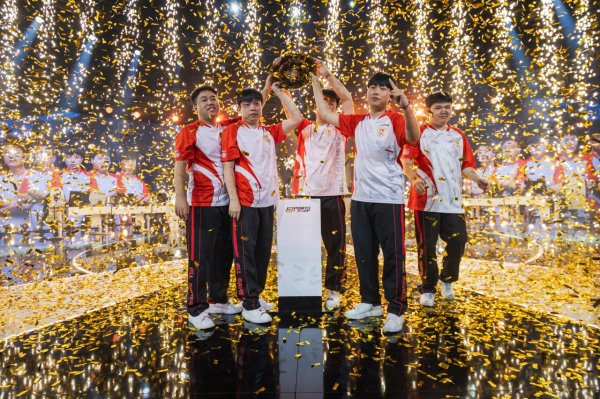 升利配 中国战队包揽EWC穿越火线前三 多家国际豪门俱乐部入局CF